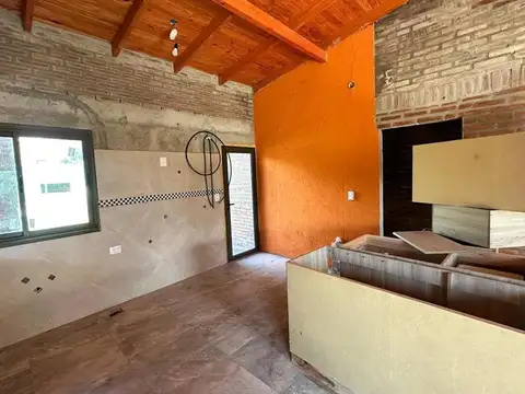 Casa 3 ambientes con 2 baños