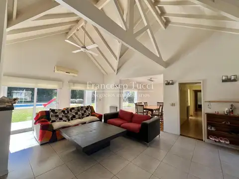 Casa en Venta de 5 dormitorios