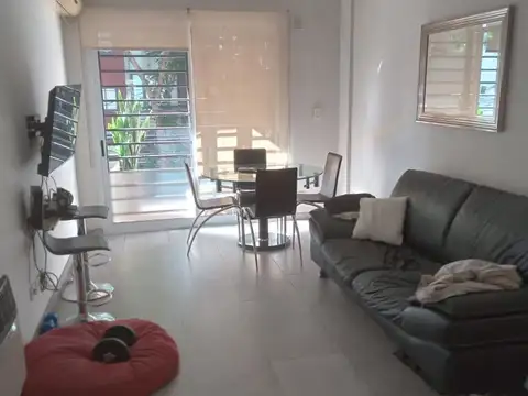 José Mármol 1500, Piso 1