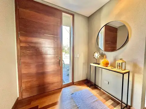 Casa 7 ambientes con 7 baños