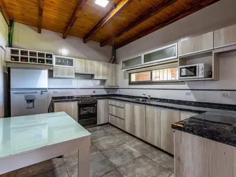 Casa en Venta en Roldan, USD 198.000