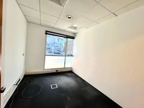 Oficina en Alquiler al Este