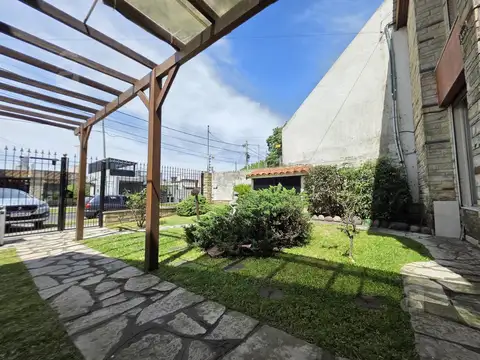 Casa en Venta en Villa Ballester, USD 198.000