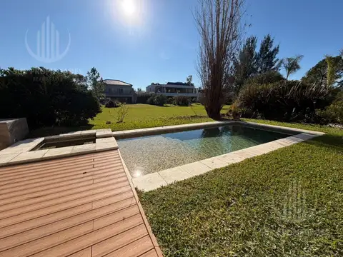 Casa en Alquiler de 5 dormitorios