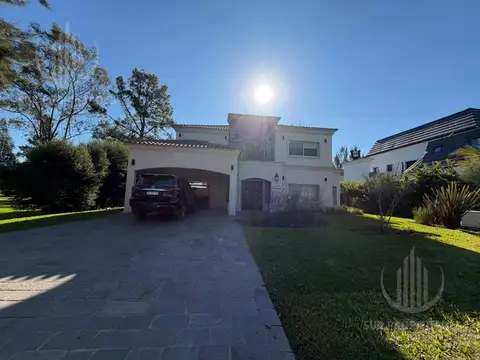 Casa en Saint Thomas Este-Oeste