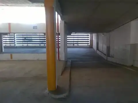 Cochera en venta - 15Mts2 - Quilmes