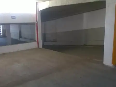 Cochera en venta - 15Mts2 - Quilmes