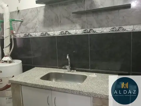 Casa 3 ambientes con 1 baño