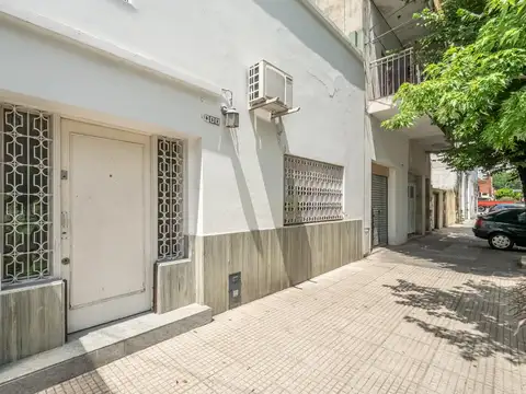 Depto Tipo Casa en Venta en Floresta, USD 132.000