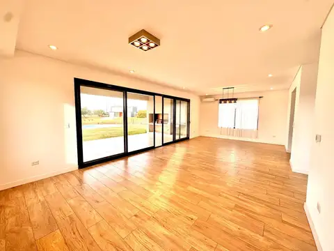 Casa en Venta al Noroeste