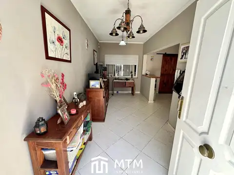 Casa 3 ambientes con 1 baño