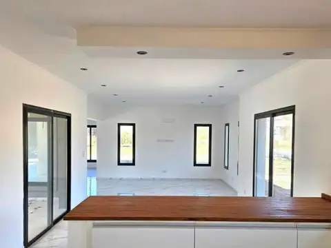 Parador Km 200 El
