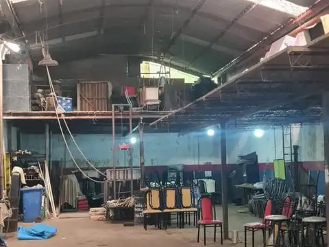 ALQUILO GALPON 450 M2