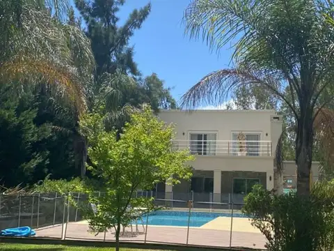 CASAS EN VENTA EN MIRALAGOS