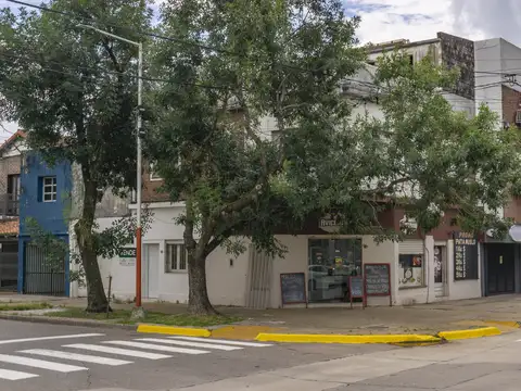 Venta | Importante inmueble sobre esquina
