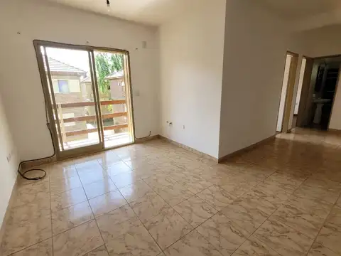 Ezeiza  Departamento 3 Amb Con Cochera  2 Piso Financia