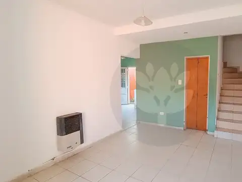 Depto Tipo Casa en Alquiler en Altos De San Lorenzo, $ 550.000