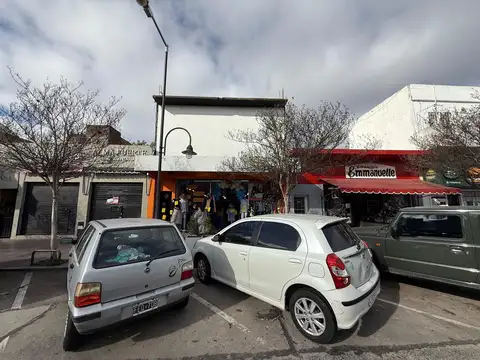 Av. Avellaneda  1800