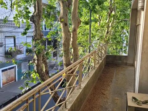 Depto Tipo Casa en Alquiler en Almagro, $ 1.280.000