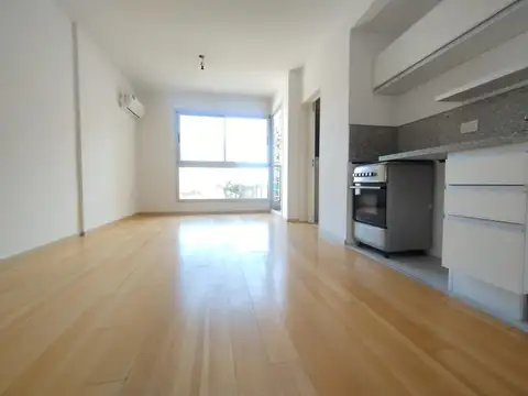 Av. Avellaneda 1000, Piso 4