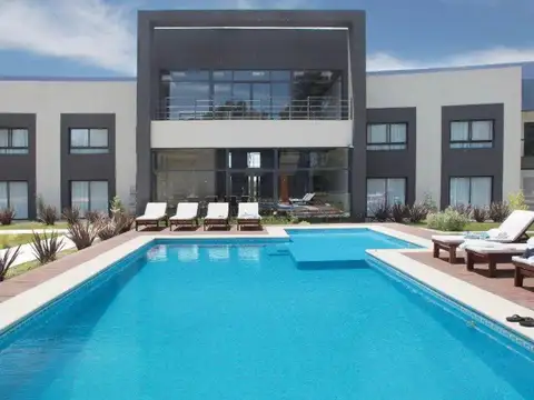 Departamento en Venta con 2 cochera