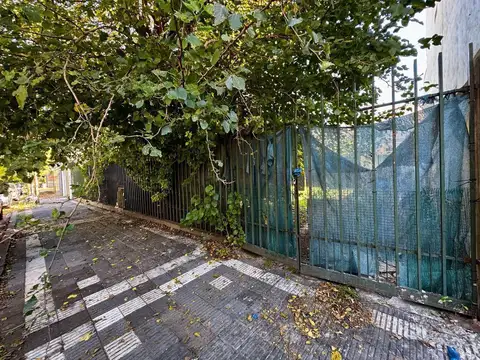 Loria 1200. Entre Carosella y Cabo aviador cattaneo