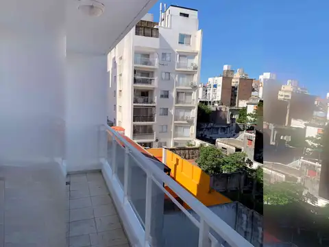 Presidente Roca 300, Piso 4