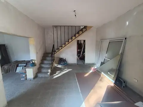 Depto Tipo Casa en Venta de 3 dormitorios