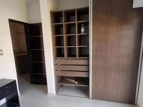 Depto Tipo Casa en Alquiler de 1 dormitorio