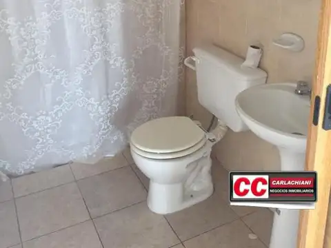 Casa 3 ambientes con 2 baños