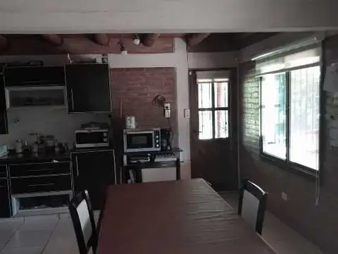 CASA , SE BUSCA NUEVO DUEÑO, SAN RAFAEL MENDOZA