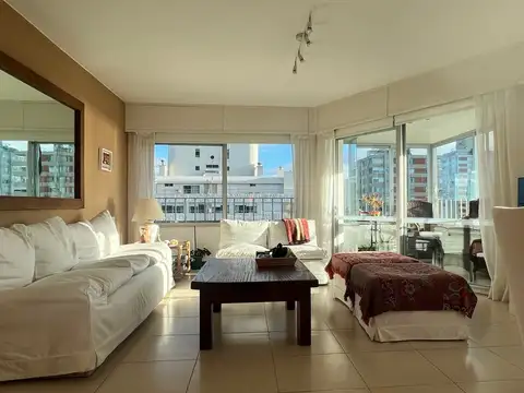 Apartamento Venta Peninsula con vista al mar