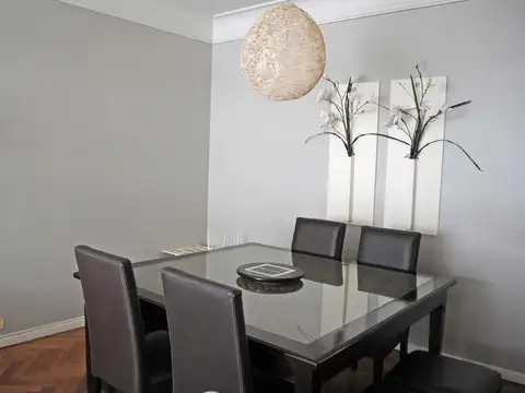 Departamento 5 ambientes con 2 baños