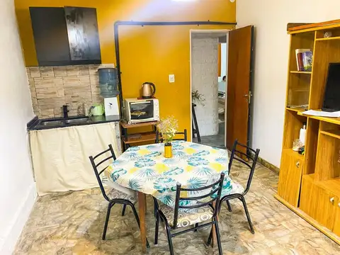 ALQUILER CASA 3 AMBIENTES TIPO DEPTO. EN LOMAS