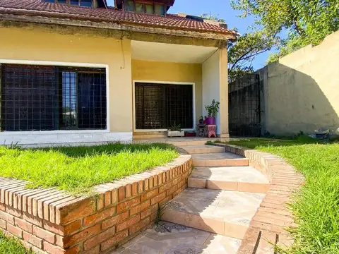 Casa en Alquiler en Lomas de Zamora, $ 650.000
