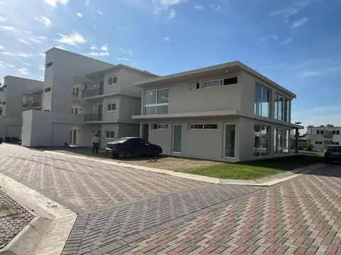 Casa en Venta en La Lonja, USD 203.000