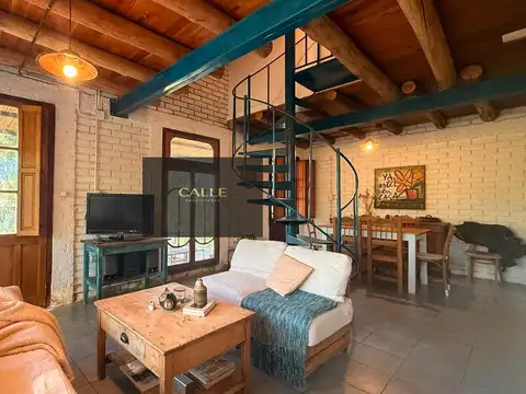 Casa en venta c/ cochera en El Challao