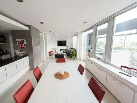 DEPARTAMENTO 3 DORMITORIOS VENTA LA PLATA COCHERA