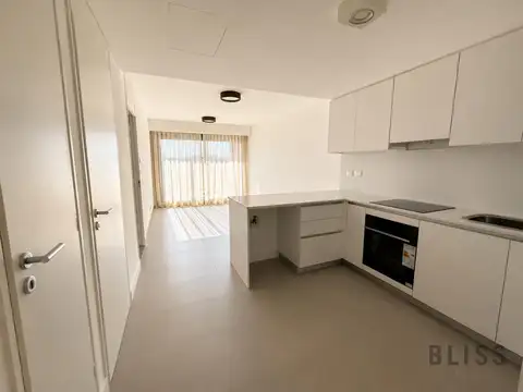 Departamento en Alquiler con 1 cocheras