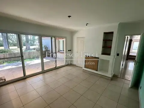 Casa en Alquiler en La Tradición, USD 1.300