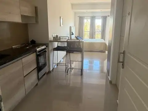 Departamento en Alquiler con 1 cochera