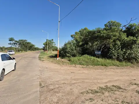 Terreno en  Venta Sobre Acceso Principal Colonia Benitez