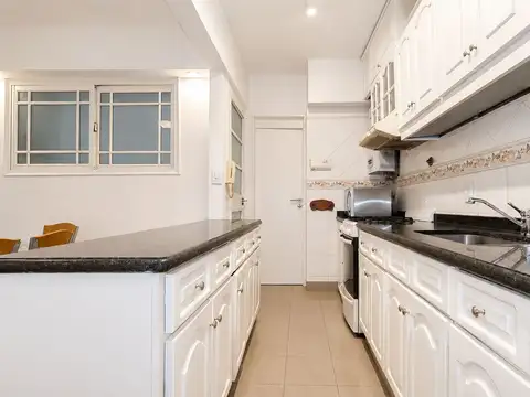 Departamento 4 ambientes con 2 baños