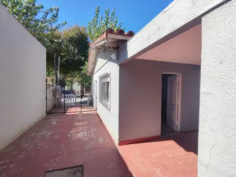Depto Tipo Casa 3 ambientes con 2 baños