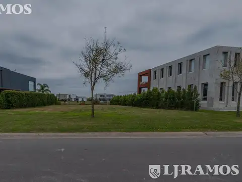 PUERTOS - BARRIO MUELLES - RAMAL ESCOBAR KM 45