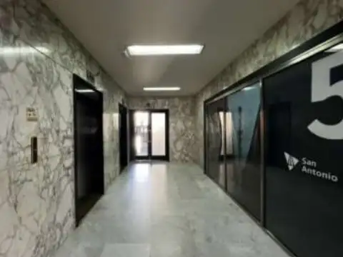 Local comercial en VENTA Y ALQUILER.