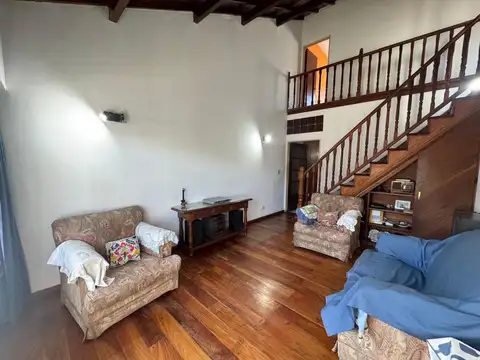 Depto Tipo Casa en Venta 40 años