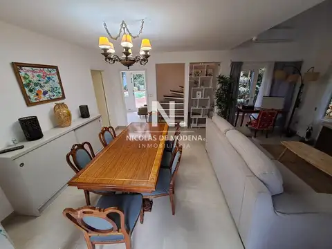 Casa acogedora con piscina y un parrillero en Jardines de cordoba