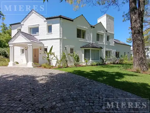 Muy linda casa en alquiler temporario en Mayling Club de Campo