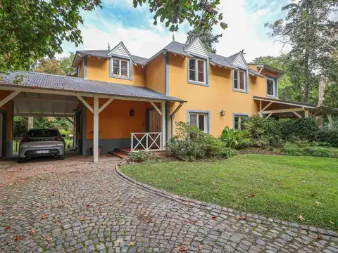 Casa en Venta de 4 dormitorios